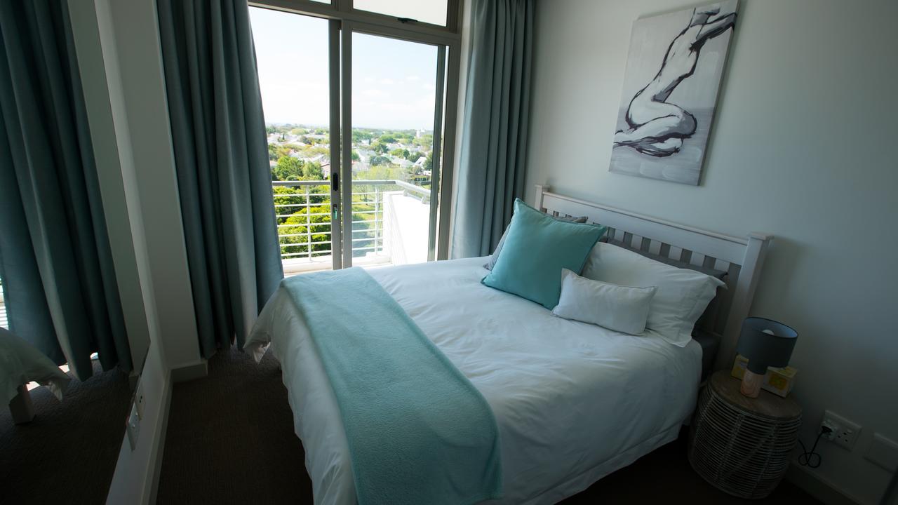 The Quadrant Apartments Fokváros Kültér fotó